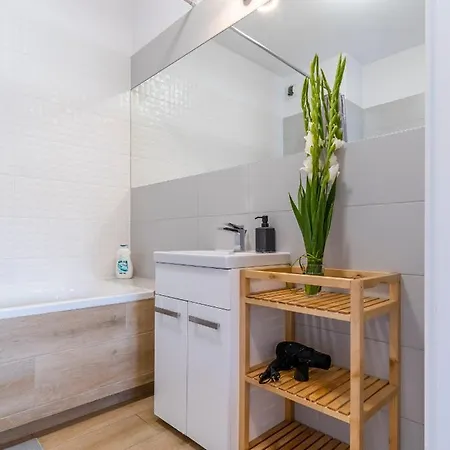 First -- Green Zoliborz Apartment 1 Warszawa Eksteriør bilde